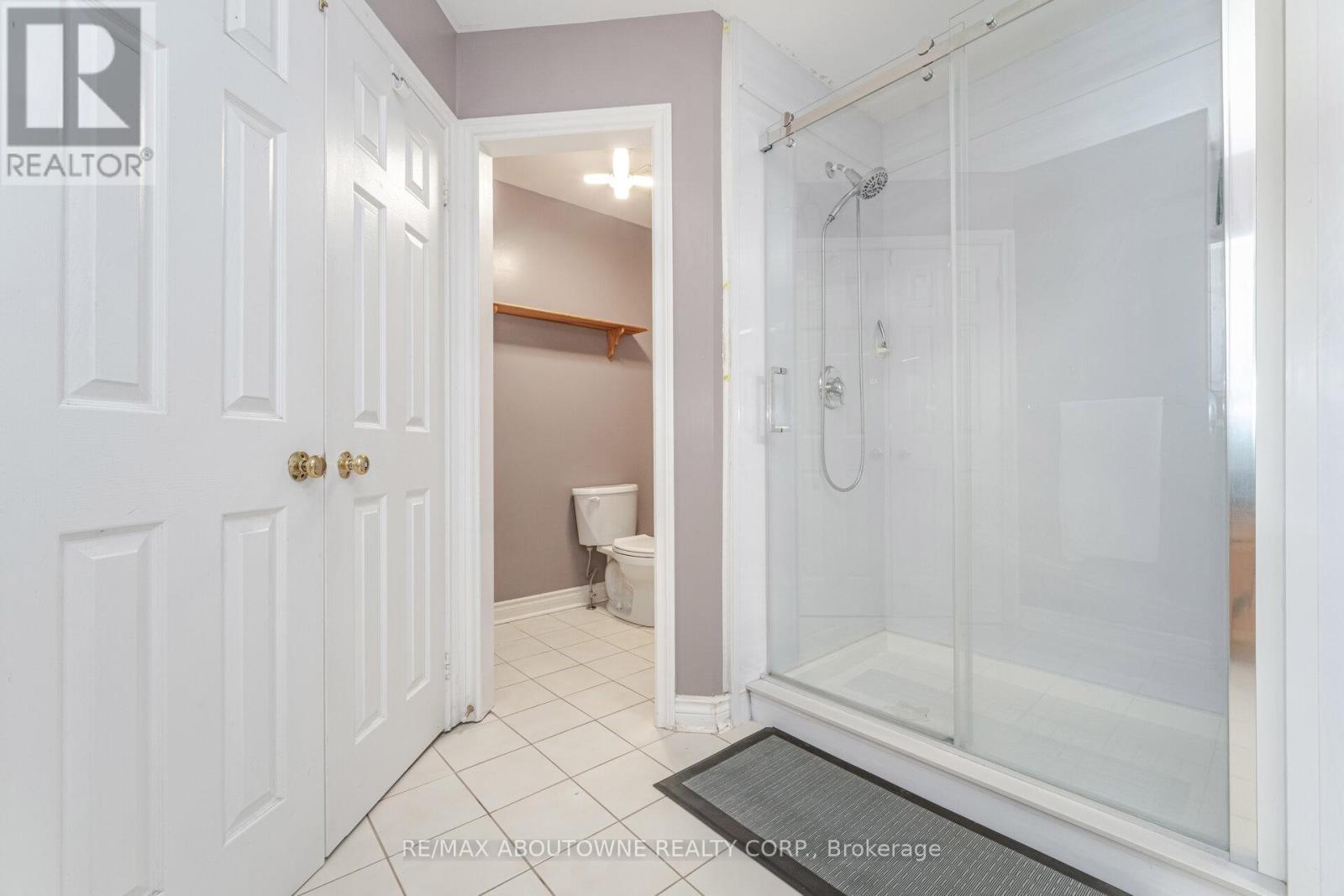 3704 Ketchum Court, Mississauga, Ontario  L5L 4S4 - Photo 30 - W12480590