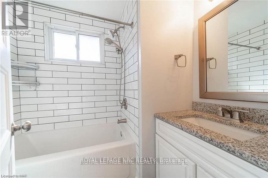 5746 Heritage Drive, Niagara Falls (Church's Lane), Ontario  L2J 3J8 - Photo 10 - X12480656