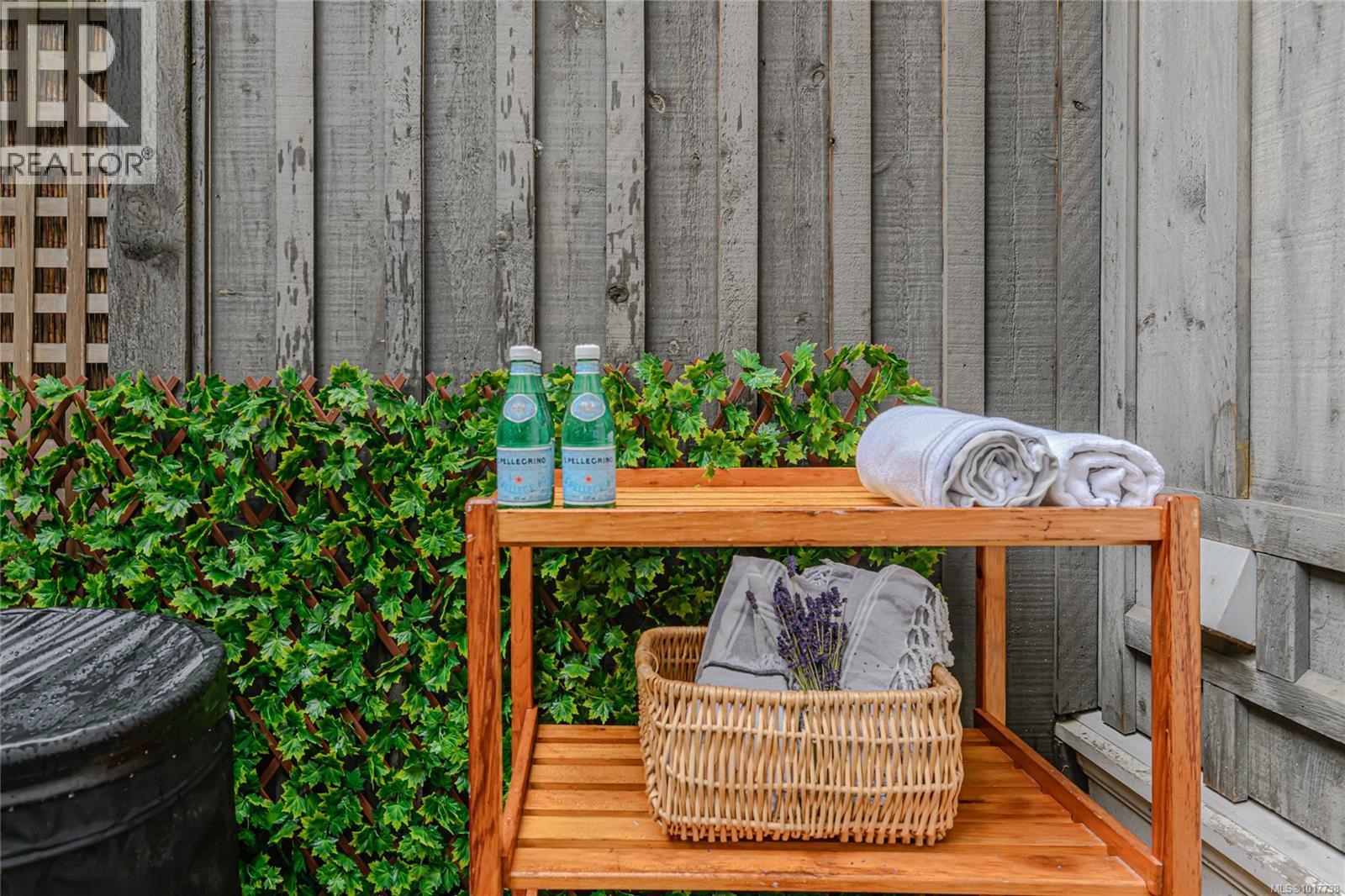 1 2738 Fifth St, Victoria, British Columbia  V8T 4B2 - Photo 30 - 1017738