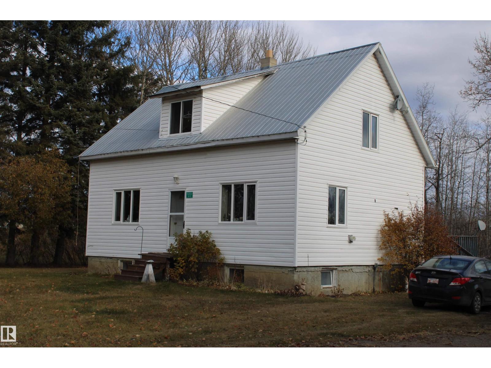 5203 50 ST, Rural Thorhild County, Alberta