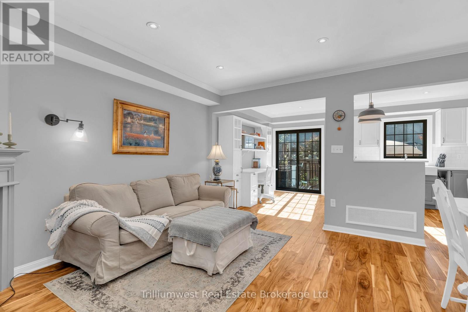 110 Panton Trail, Milton, Ontario  L9T 6K2 - Photo 10 - W12480649