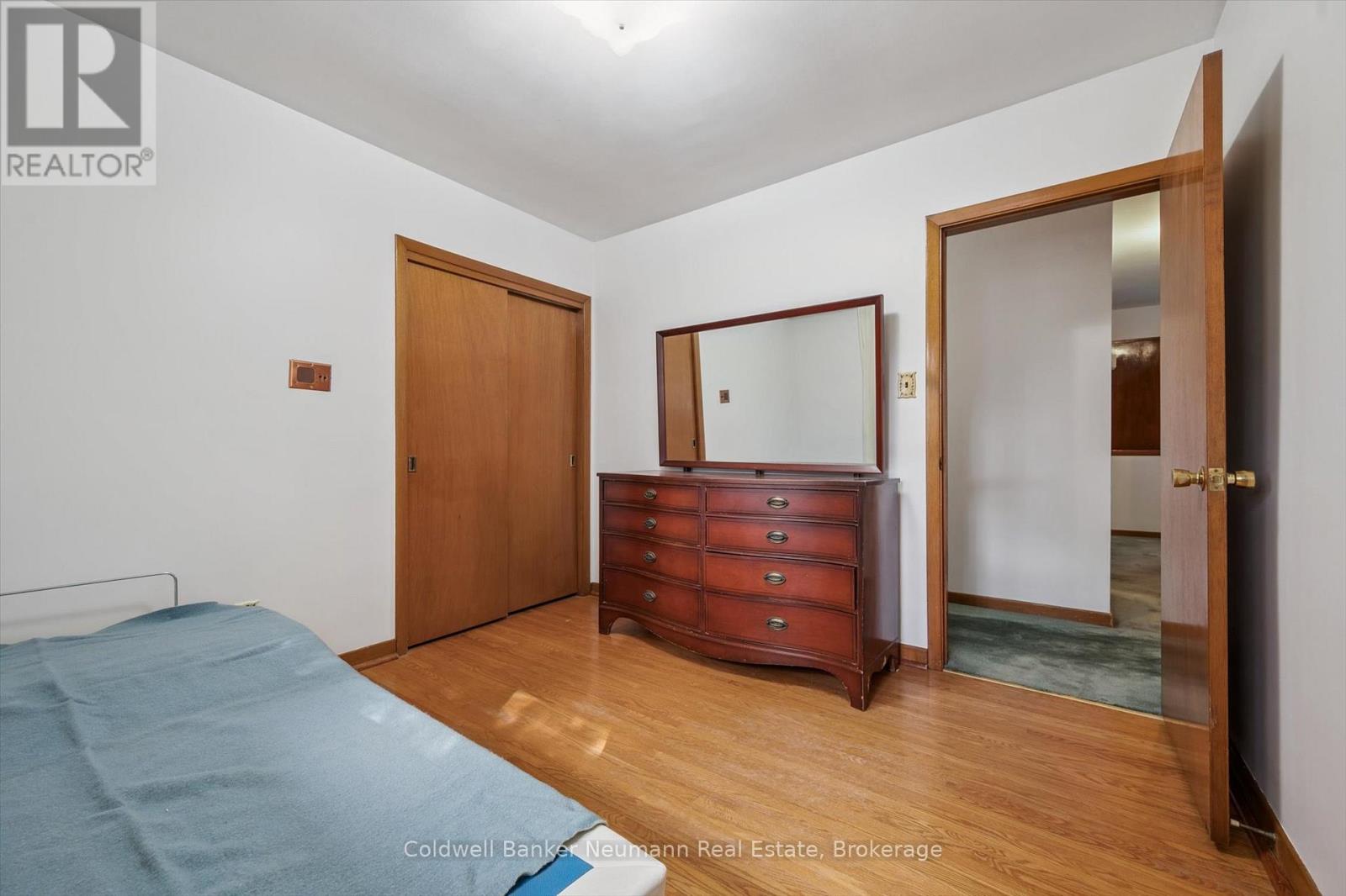 25 Oak Street, Guelph, Ontario  N1G 2N1 - Photo 29 - X12480676