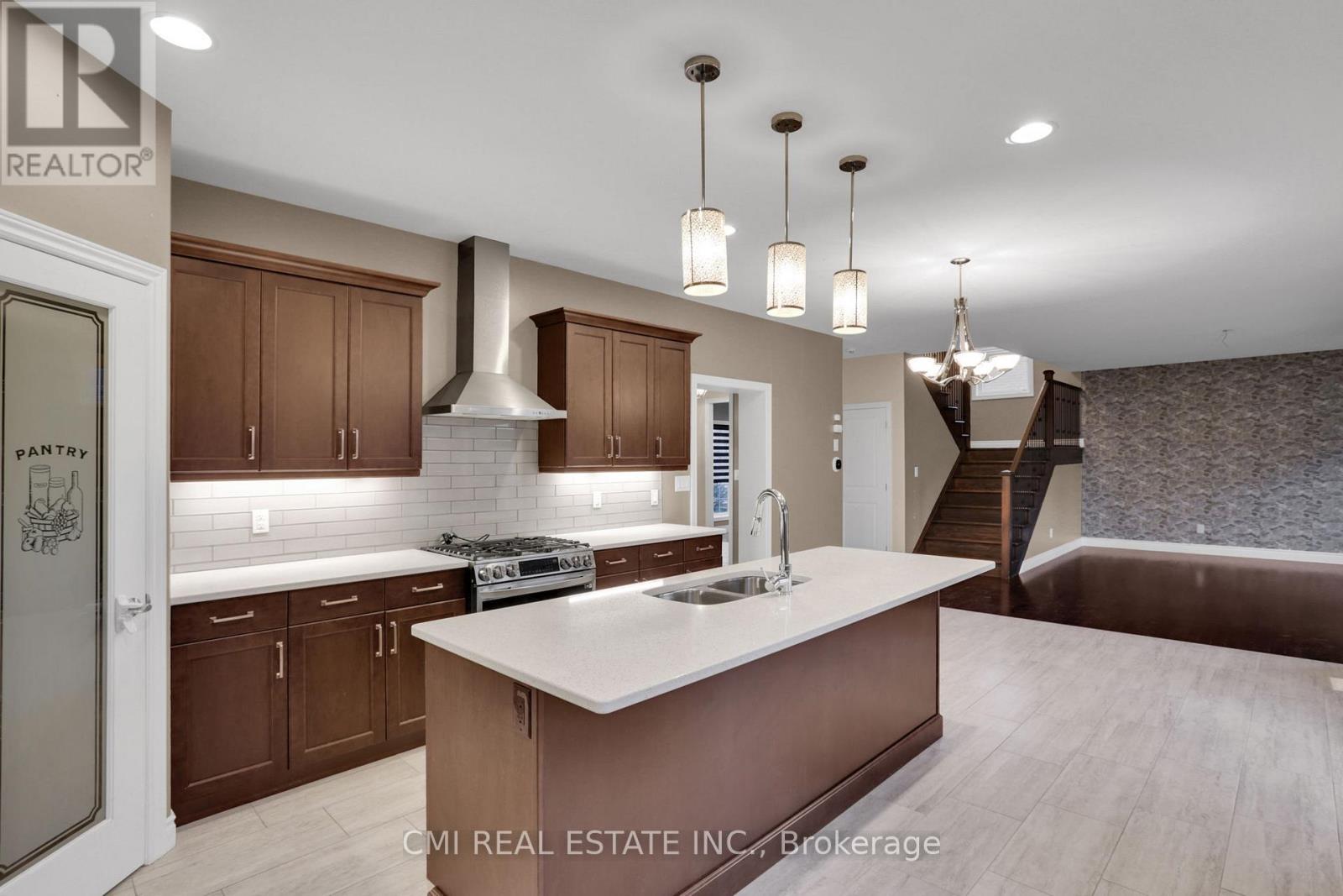 212 Jasmine Drive, Lakeshore, Ontario  N8L 0T1 - Photo 13 - X12480534