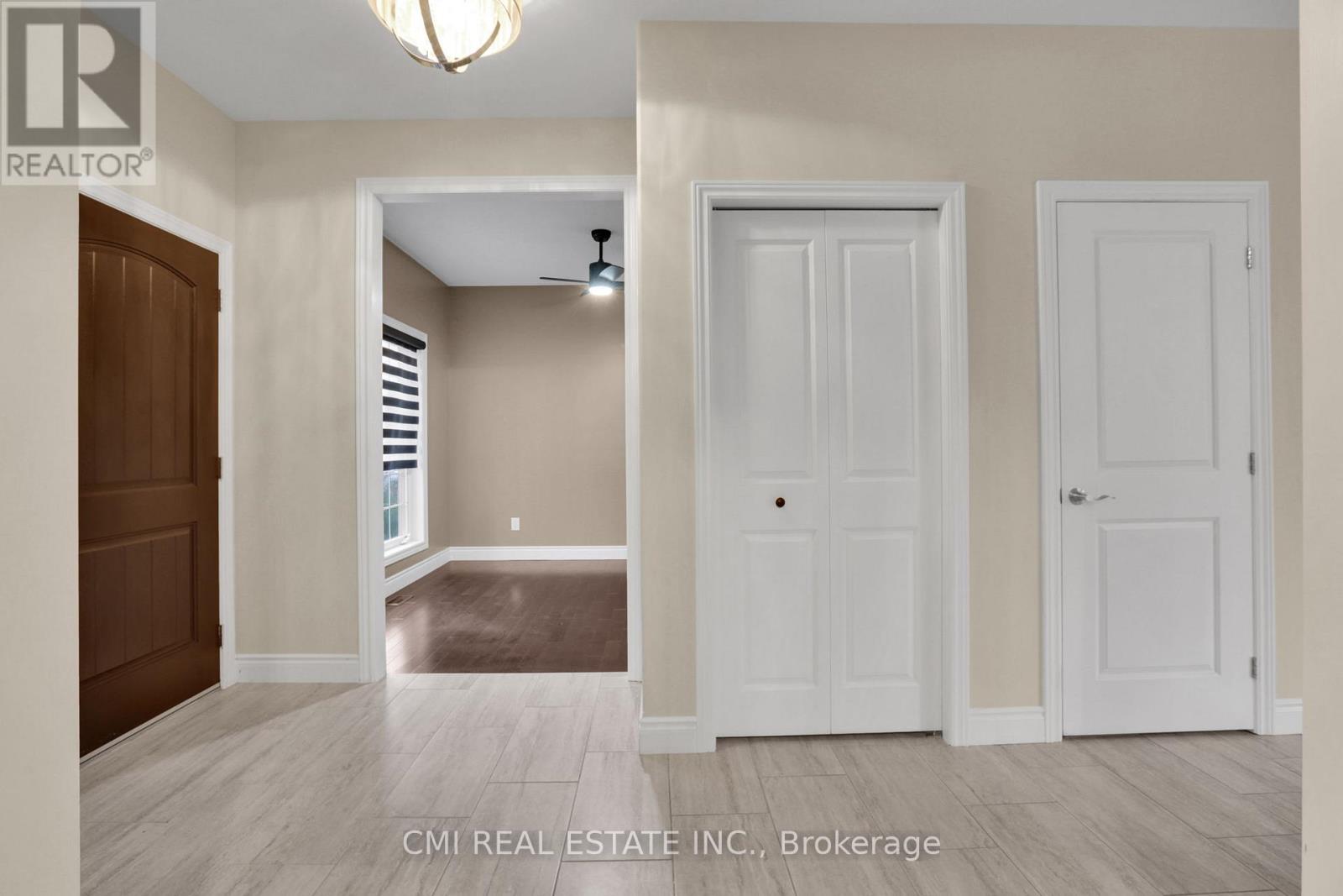 212 Jasmine Drive, Lakeshore, Ontario  N8L 0T1 - Photo 17 - X12480534