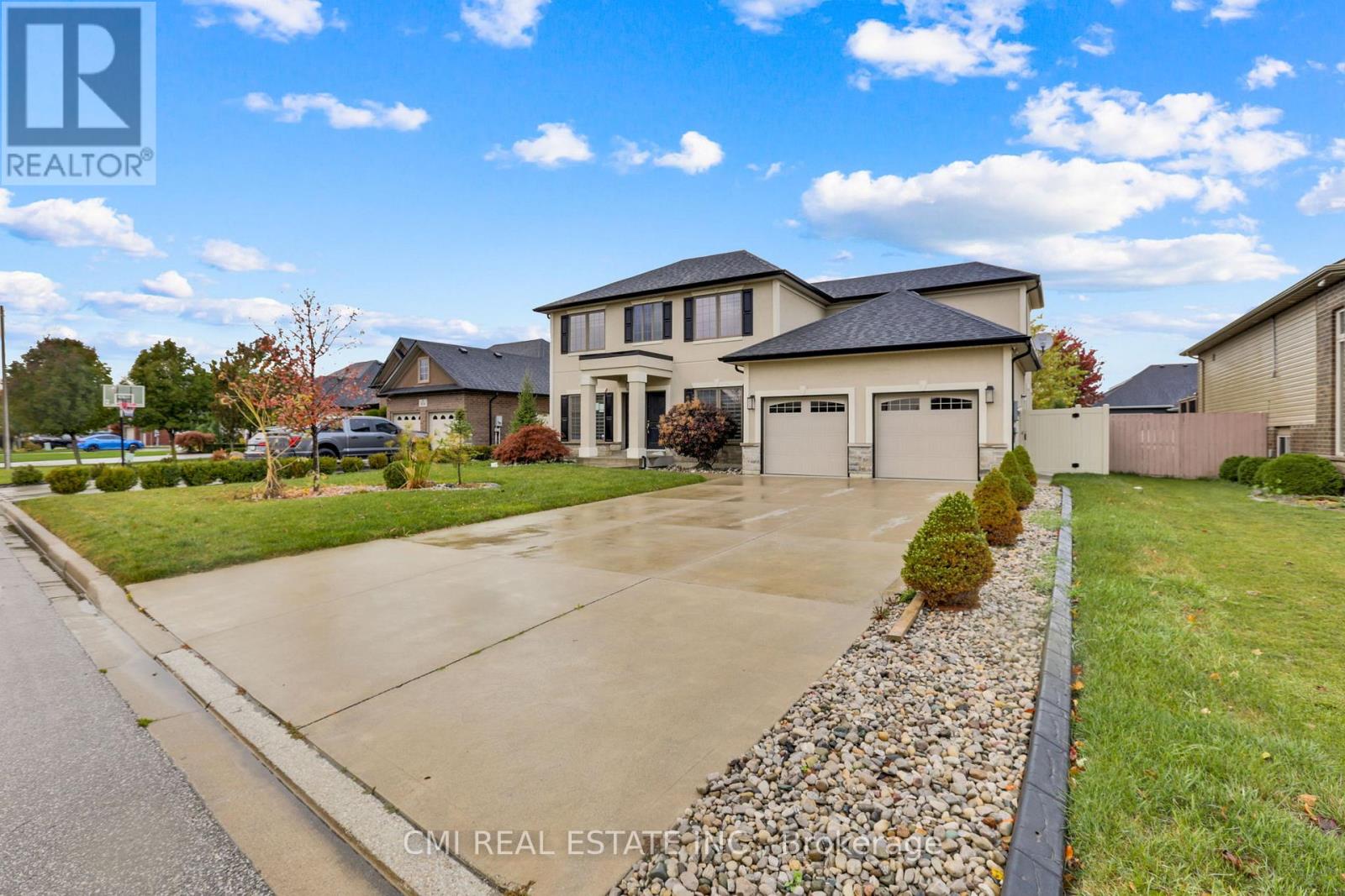 212 Jasmine Drive, Lakeshore, Ontario  N8L 0T1 - Photo 2 - X12480534