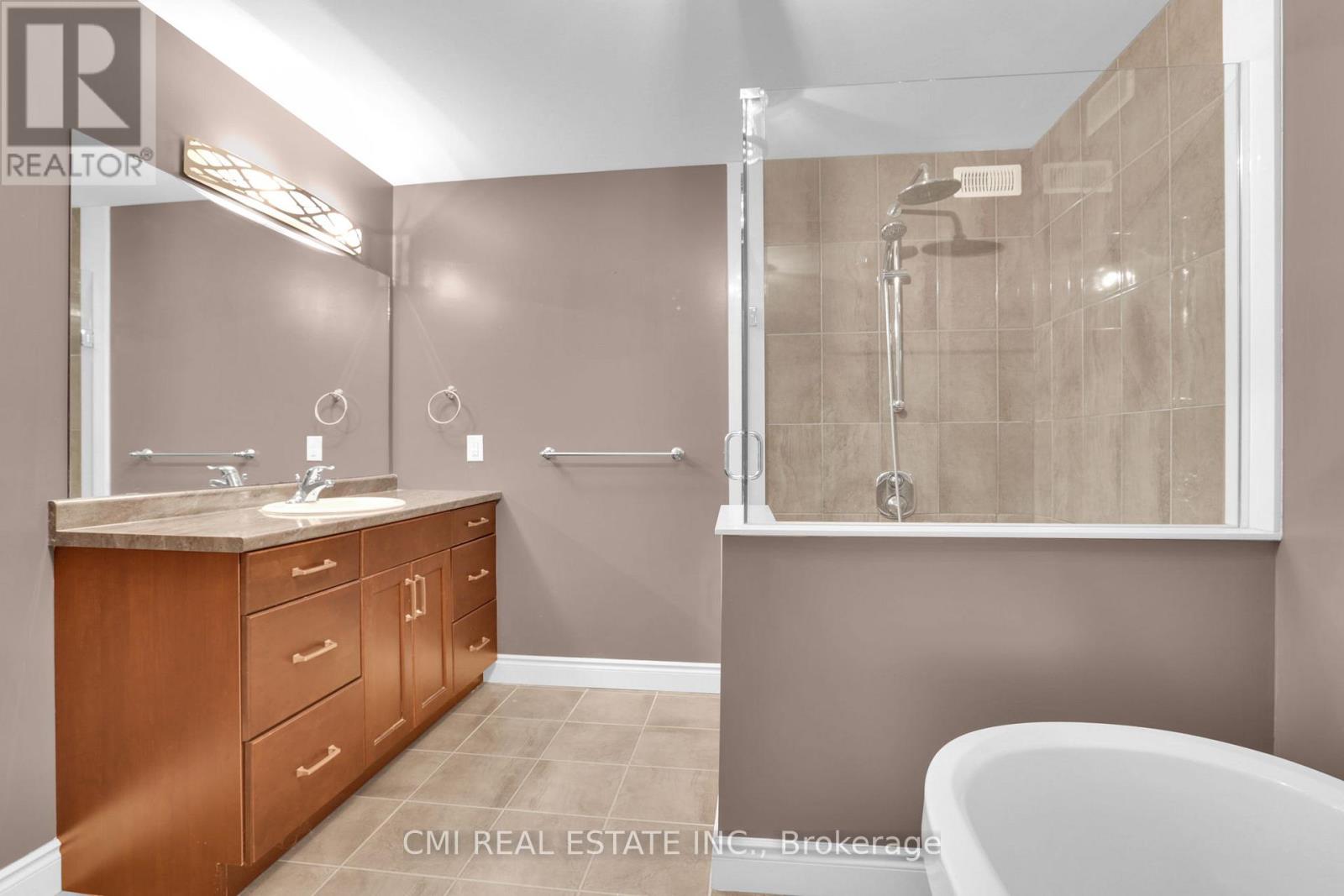 212 Jasmine Drive, Lakeshore, Ontario  N8L 0T1 - Photo 34 - X12480534