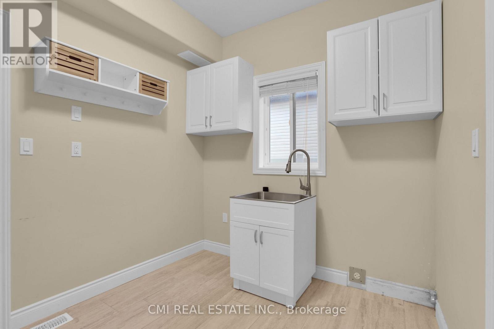 212 Jasmine Drive, Lakeshore, Ontario  N8L 0T1 - Photo 40 - X12480534