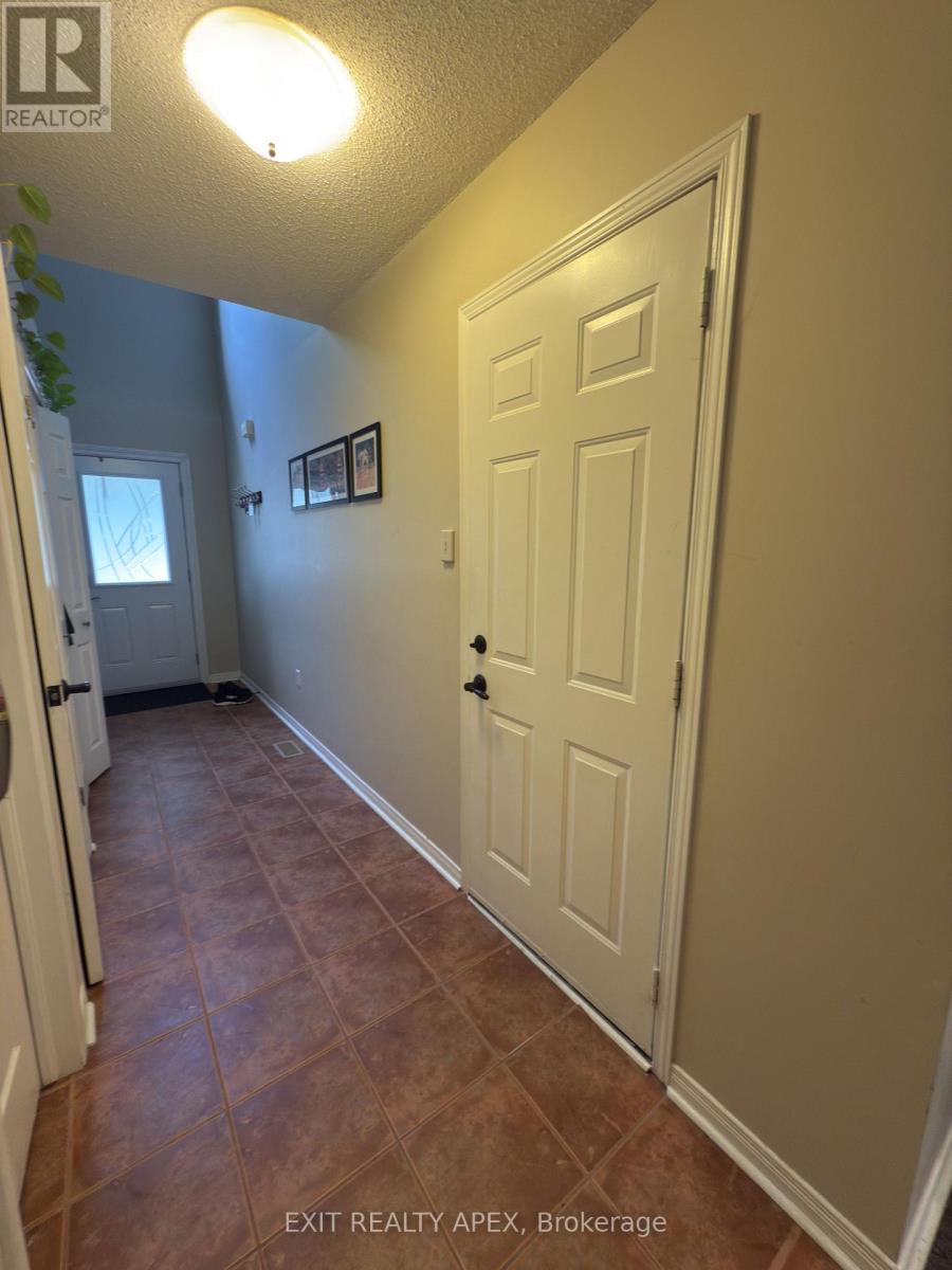 9 - 76 Frances Avenue, Hamilton, Ontario  L8E 5X2 - Photo 11 - X12480593