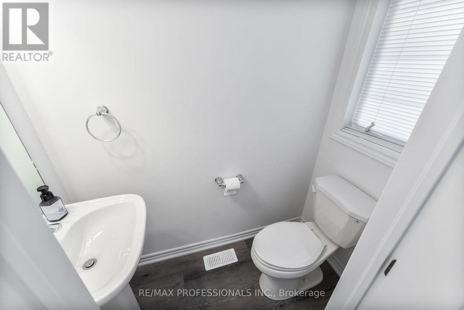 81 Callwood Way, Brantford, Ontario  N3T 0T2 - Photo 14 - X12480614