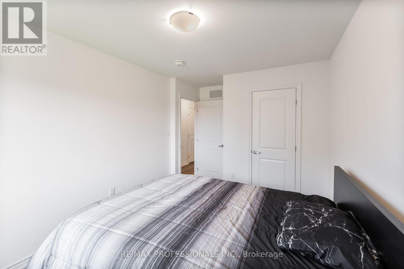 81 Callwood Way, Brantford, Ontario  N3T 0T2 - Photo 24 - X12480614
