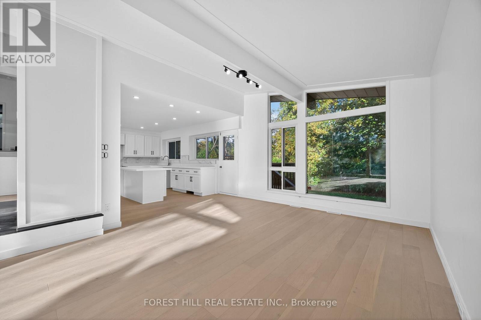 A - 19 Candis Drive, Toronto (Bathurst Manor), Ontario  M3H 5G3 - Photo 12 - C12480444