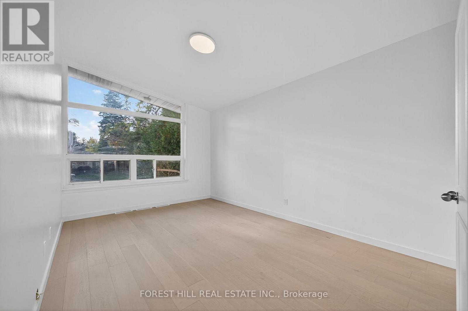 A - 19 Candis Drive, Toronto (Bathurst Manor), Ontario  M3H 5G3 - Photo 17 - C12480444