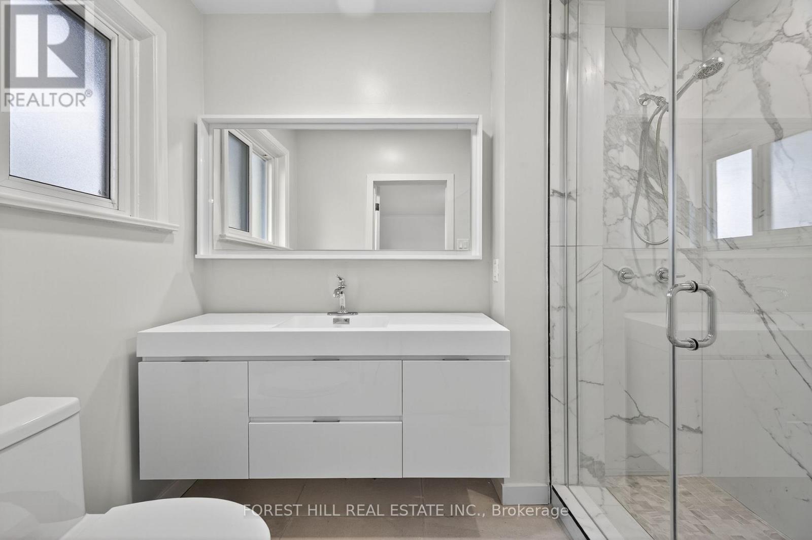A - 19 Candis Drive, Toronto (Bathurst Manor), Ontario  M3H 5G3 - Photo 24 - C12480444