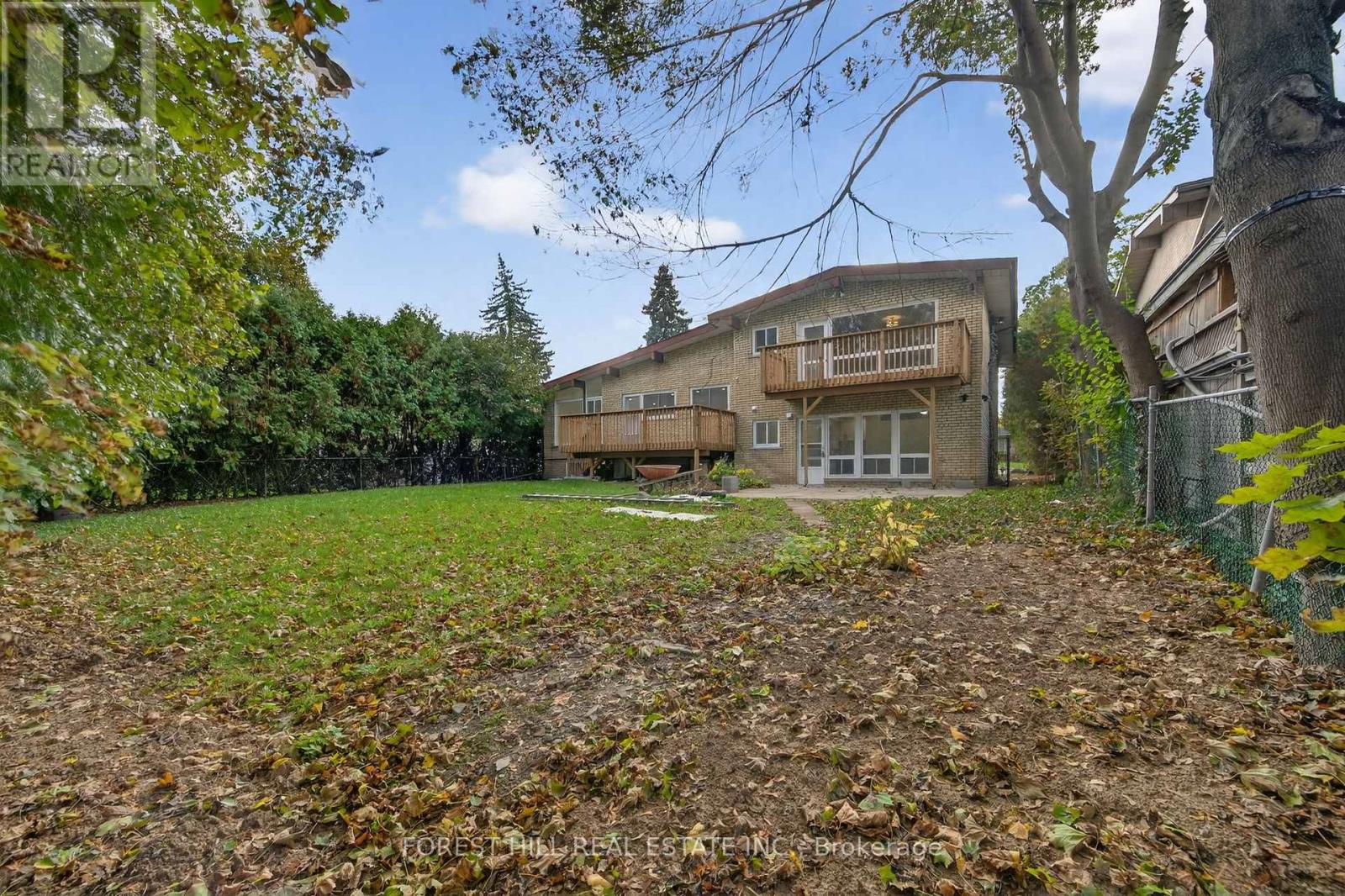 A - 19 Candis Drive, Toronto (Bathurst Manor), Ontario  M3H 5G3 - Photo 30 - C12480444