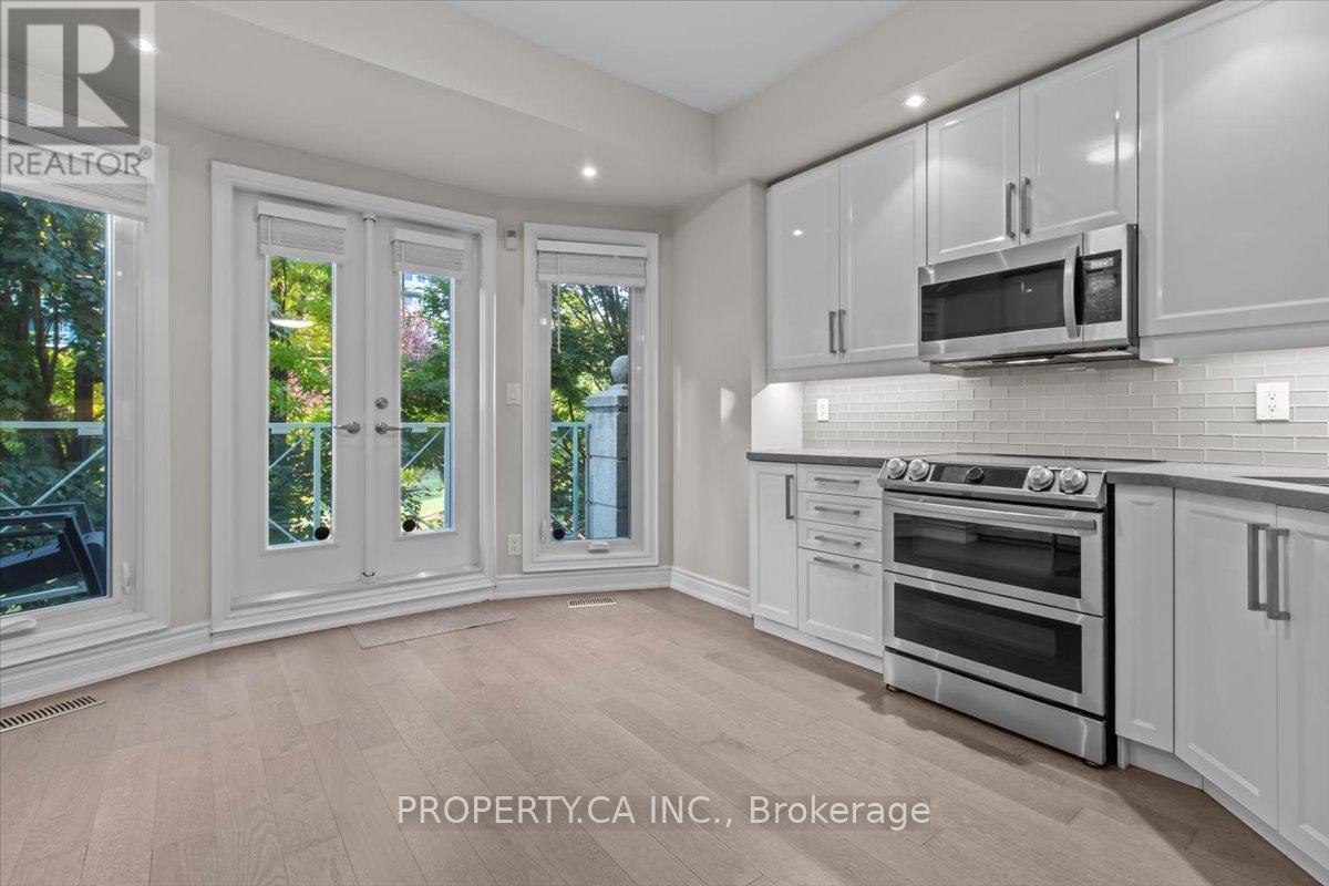 Th7 - 2111 Lake Shore Boulevard W, Toronto, Ontario  M8V 4B2 - Photo 11 - W12471834
