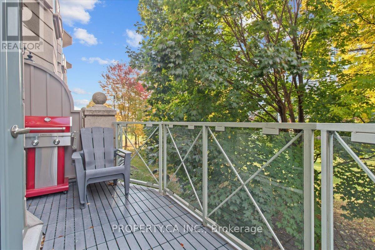 Th7 - 2111 Lake Shore Boulevard W, Toronto, Ontario  M8V 4B2 - Photo 14 - W12471834
