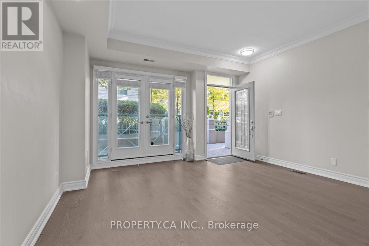Th7 - 2111 Lake Shore Boulevard W, Toronto, Ontario  M8V 4B2 - Photo 7 - W12471834