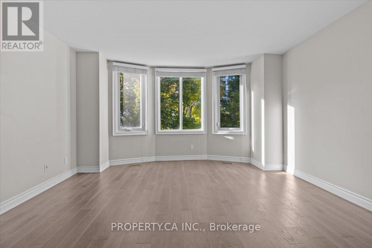Th7 - 2111 Lake Shore Boulevard W, Toronto, Ontario  M8V 4B2 - Photo 23 - W12471834