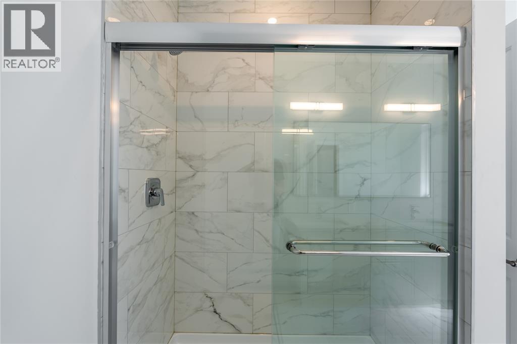 316 Stathis Boulevard, Sarnia, Ontario  N7S 0A8 - Photo 20 - 25023217