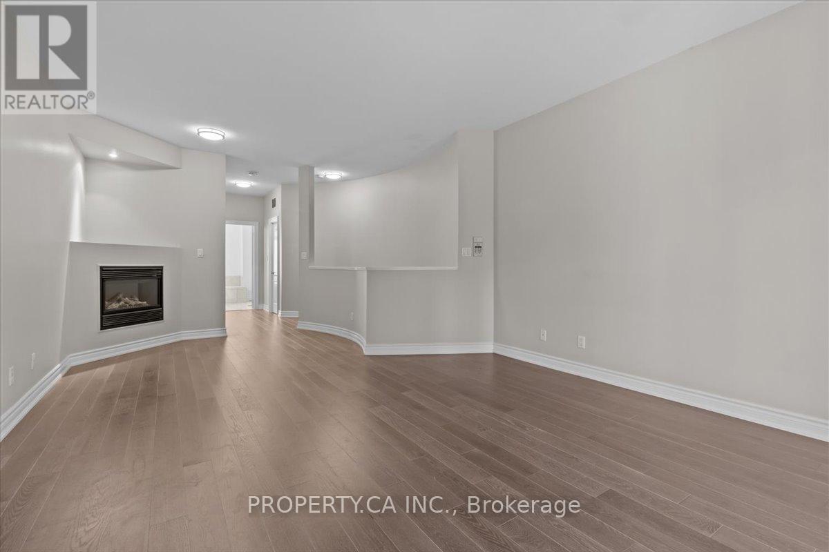 Th7 - 2111 Lake Shore Boulevard W, Toronto, Ontario  M8V 4B2 - Photo 27 - W12471834