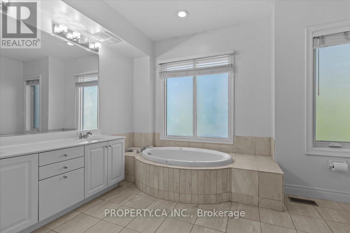 Th7 - 2111 Lake Shore Boulevard W, Toronto, Ontario  M8V 4B2 - Photo 28 - W12471834