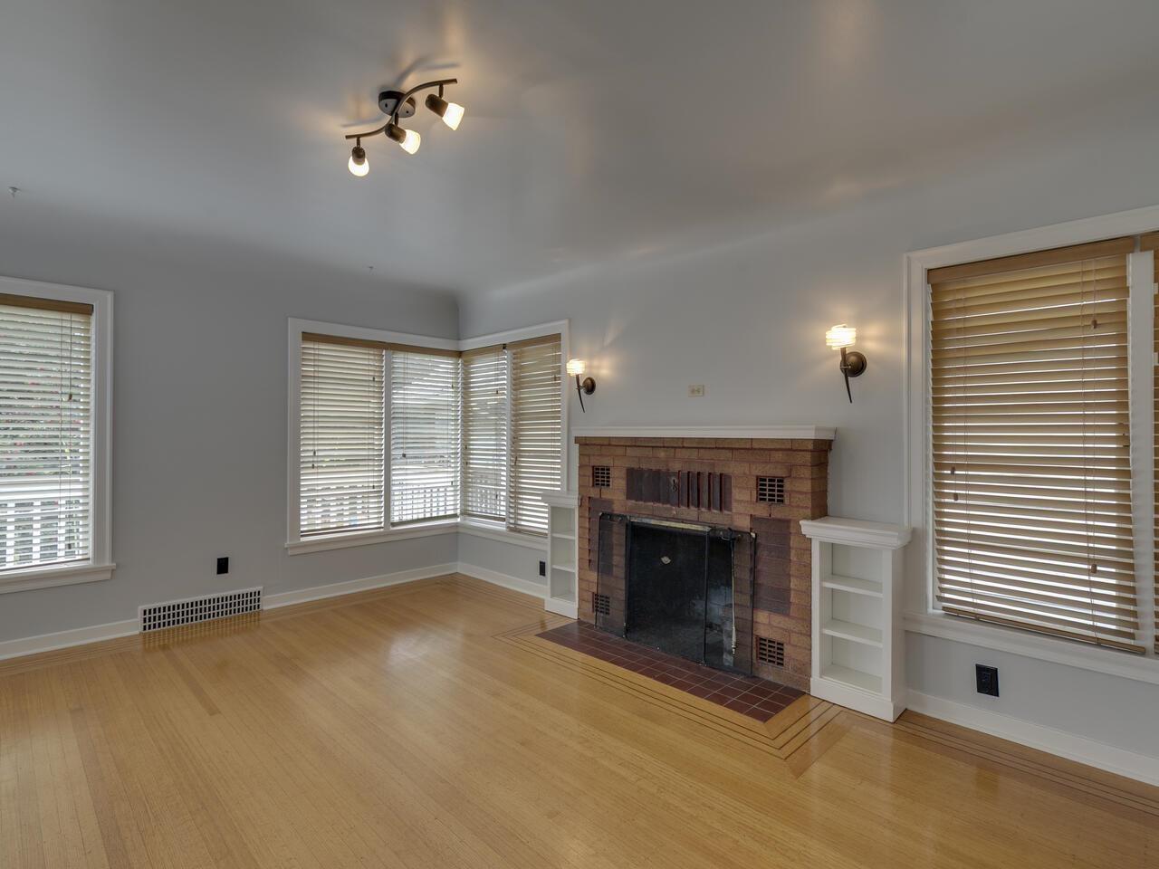33700 3rd Avenue, Mission, British Columbia  V2V 1R2 - Photo 13 - R3061637