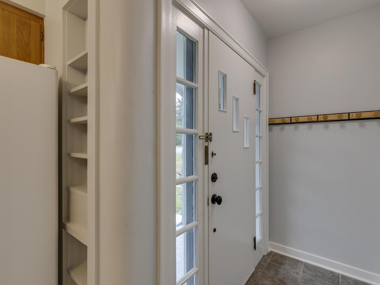 33700 3rd Avenue, Mission, British Columbia  V2V 1R2 - Photo 5 - R3061637