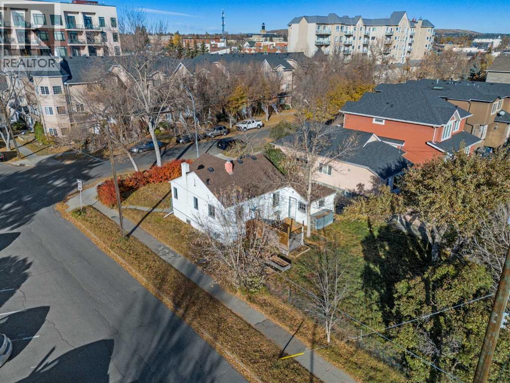 1402 Centre A Street Ne, Calgary, Alberta  T2E 2Z9 - Photo 4 - A2266119
