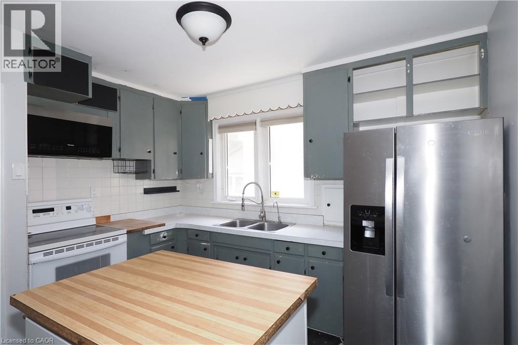 122 Boehmer Street, Kitchener, Ontario  N2H 4N5 - Photo 10 - 40744879