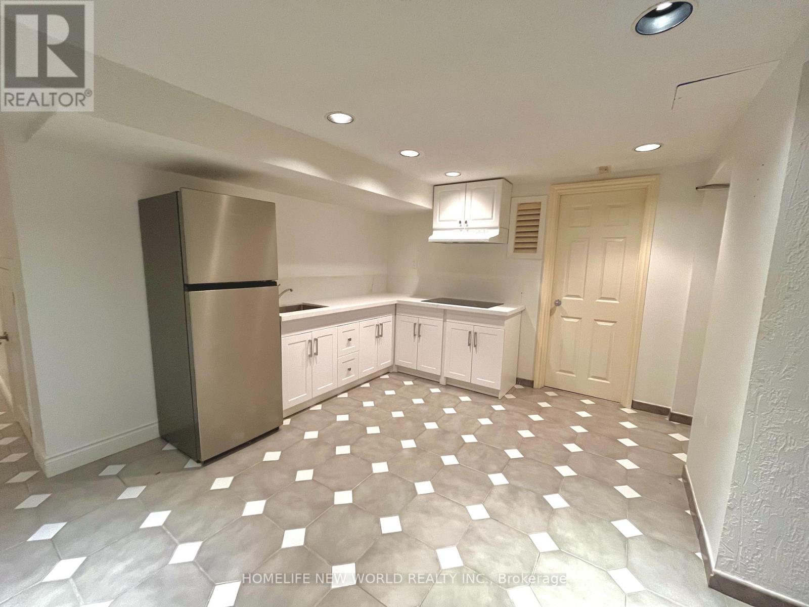 Bsmt - 300 Spring Garden Avenue, Toronto, Ontario  M2N 3H3 - Photo 15 - C12457481