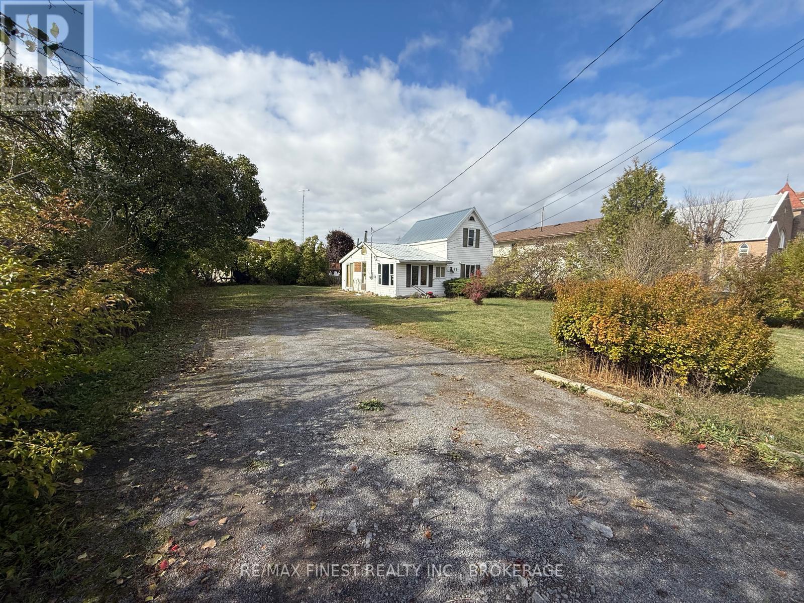 71 Factory Street, Loyalist (Odessa), Ontario  K0H 2H0 - Photo 3 - X12480759