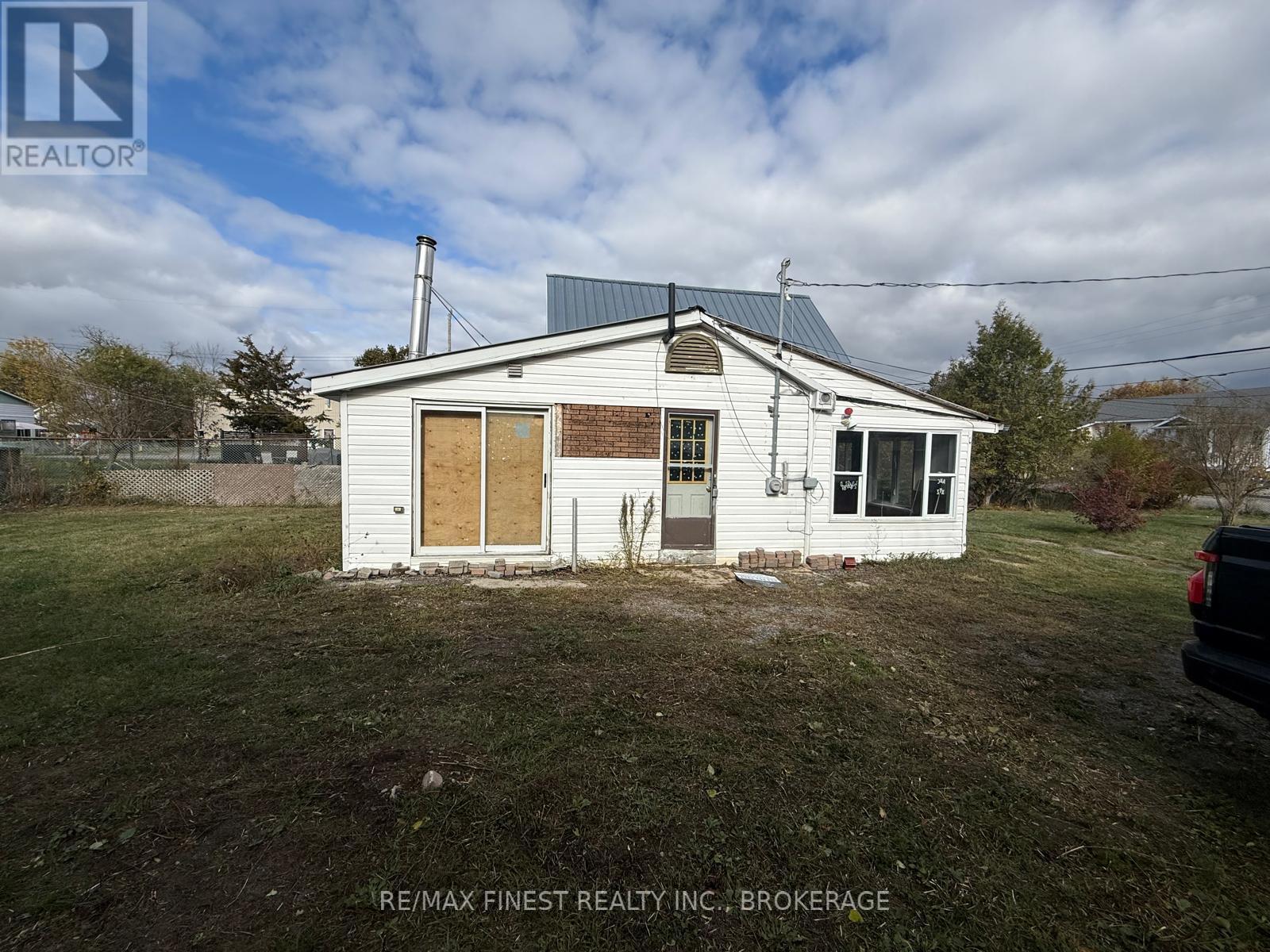 71 Factory Street, Loyalist (Odessa), Ontario  K0H 2H0 - Photo 7 - X12480759