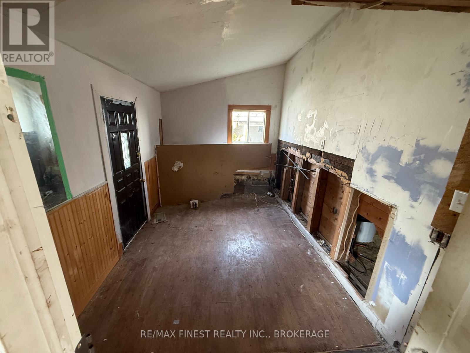 71 Factory Street, Loyalist (Odessa), Ontario  K0H 2H0 - Photo 8 - X12480759