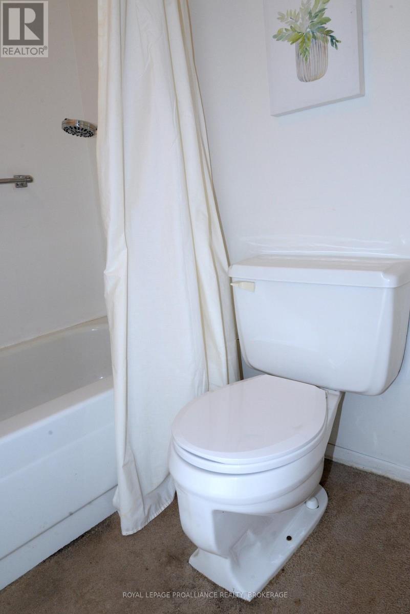 2229 Paul Boulevard N, Kingston (City North Of 401), Ontario  K7L 4V3 - Photo 29 - X12480776