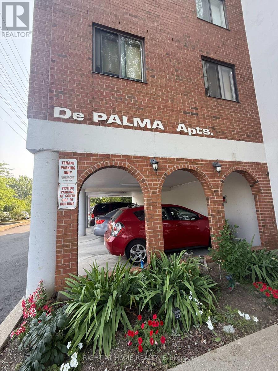 708 - 855 Wilson Road N, Oshawa, Ontario  L1G 7W6 - Photo 2 - E12480580