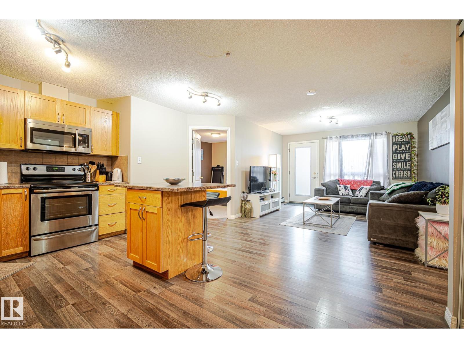 #1124 330 Clareview Station Dr Nw, Edmonton, Alberta  T5Y 0E6 - Photo 1 - E4463373