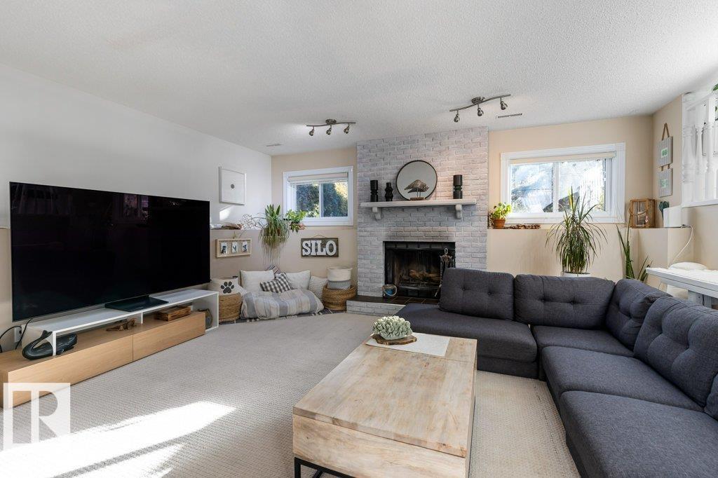 19011 73 Av Nw, Edmonton, Alberta  T5T 5G9 - Photo 12 - E4463375