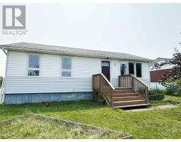 2 Elliot ST, Cochenour, Ontario