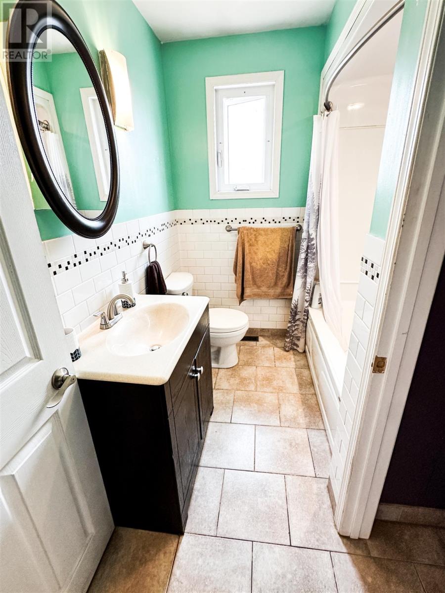 2 Elliot St, Cochenour, Ontario  P0V 1L0 - Photo 10 - TB252203