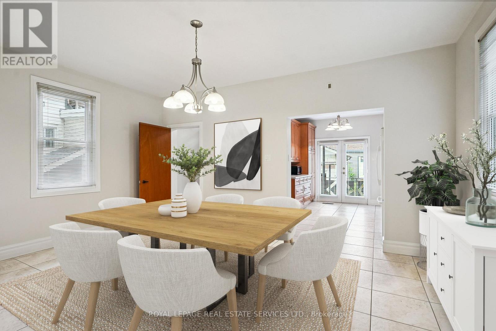 29 Greenlaw Avenue, Toronto, Ontario  M6H 3V6 - Photo 12 - W12391893