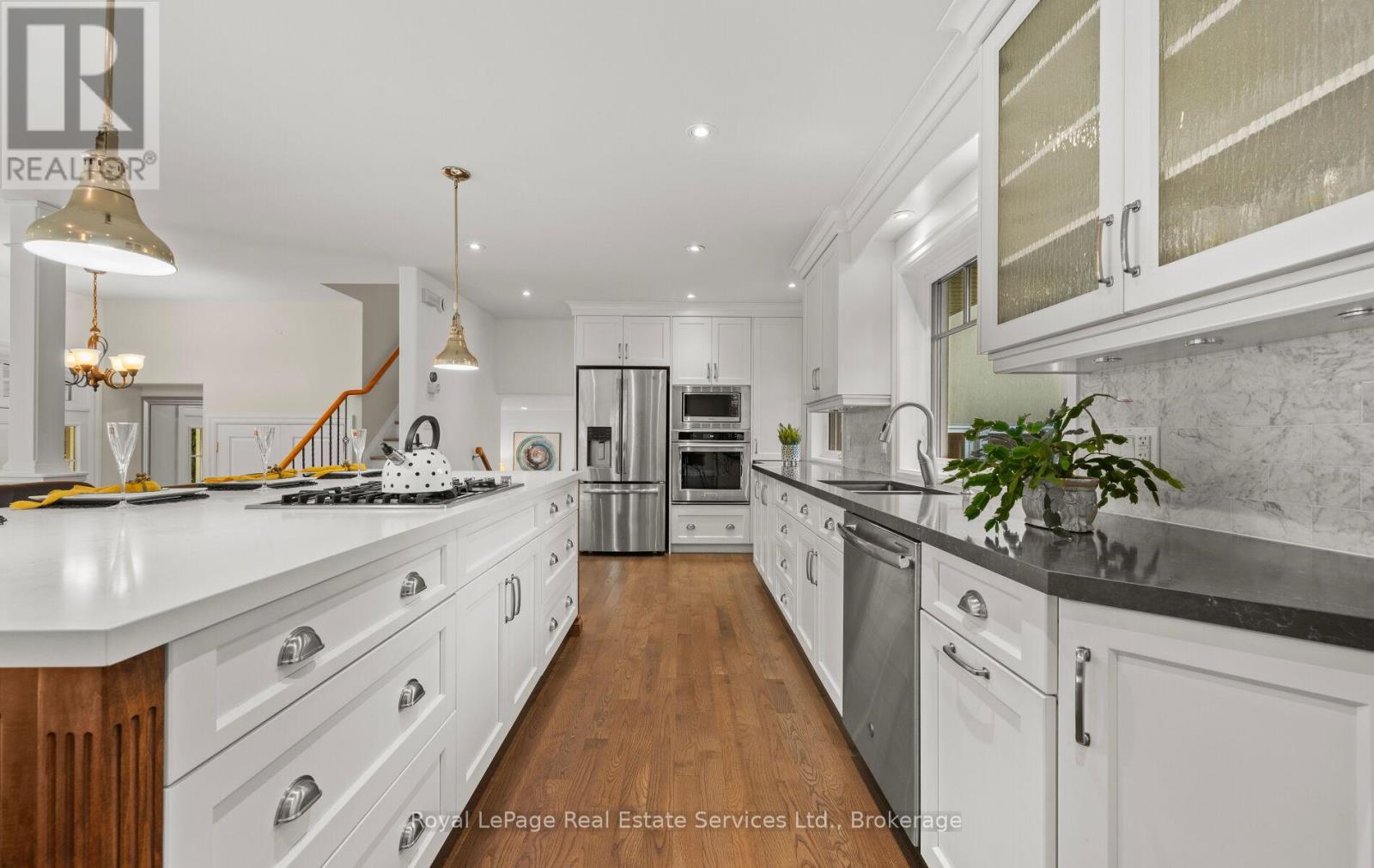 1465 Shamrock Lane, Oakville, Ontario  L6L 1R1 - Photo 14 - W12480813