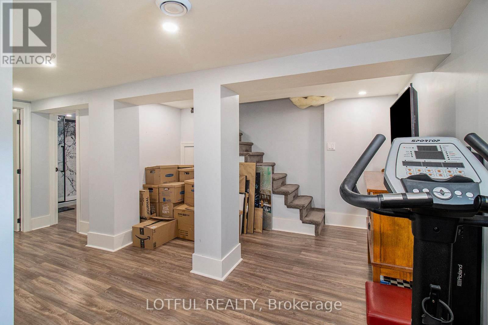 68 Vaughan Street, Ottawa, Ontario  K1M 1X2 - Photo 13 - X12480733