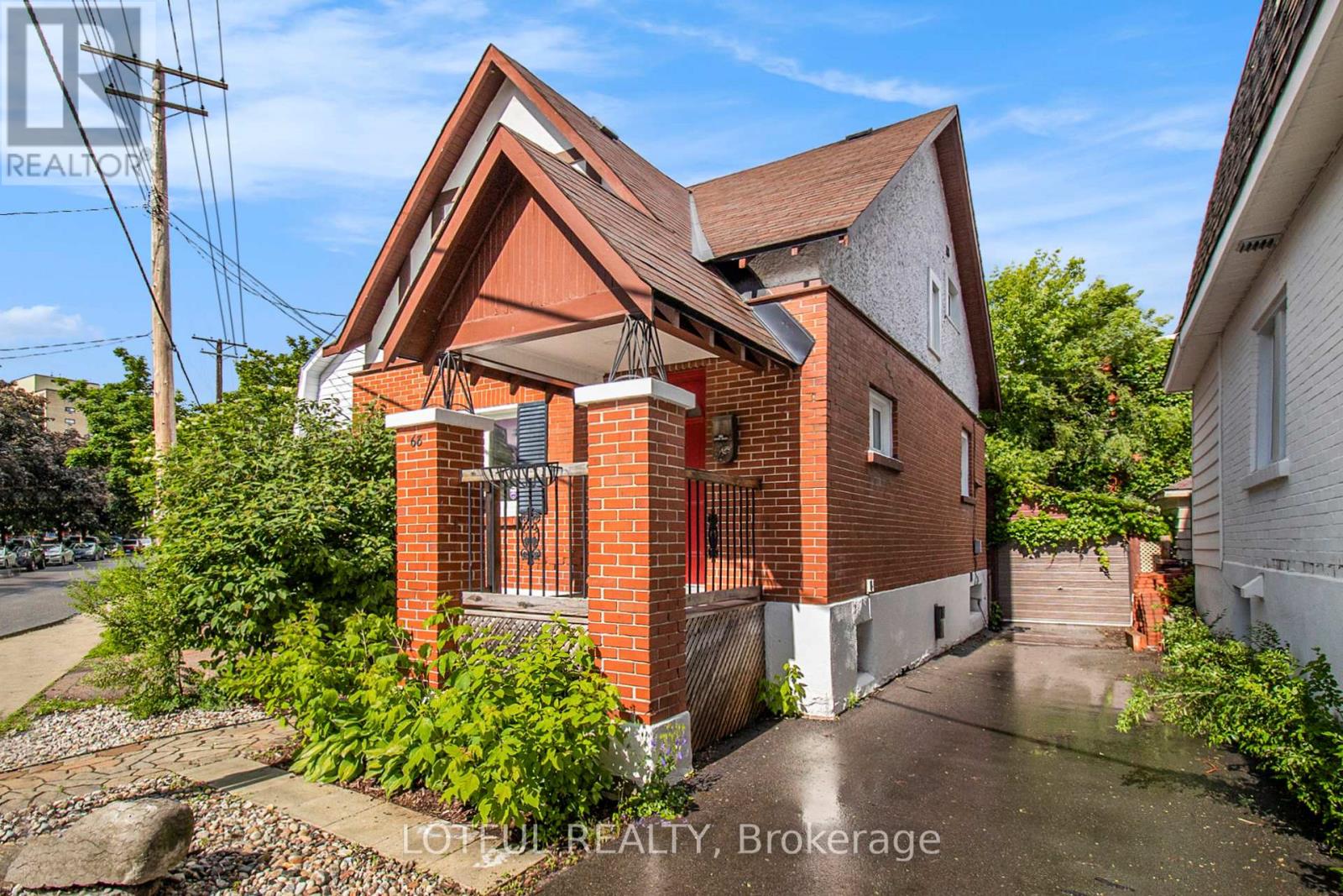 68 Vaughan Street, Ottawa, Ontario  K1M 1X2 - Photo 2 - X12480733