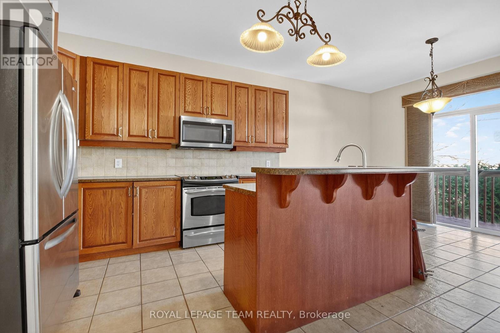 236 Kohilo Crescent, Ottawa, Ontario  K2S 0E6 - Photo 17 - X12480745
