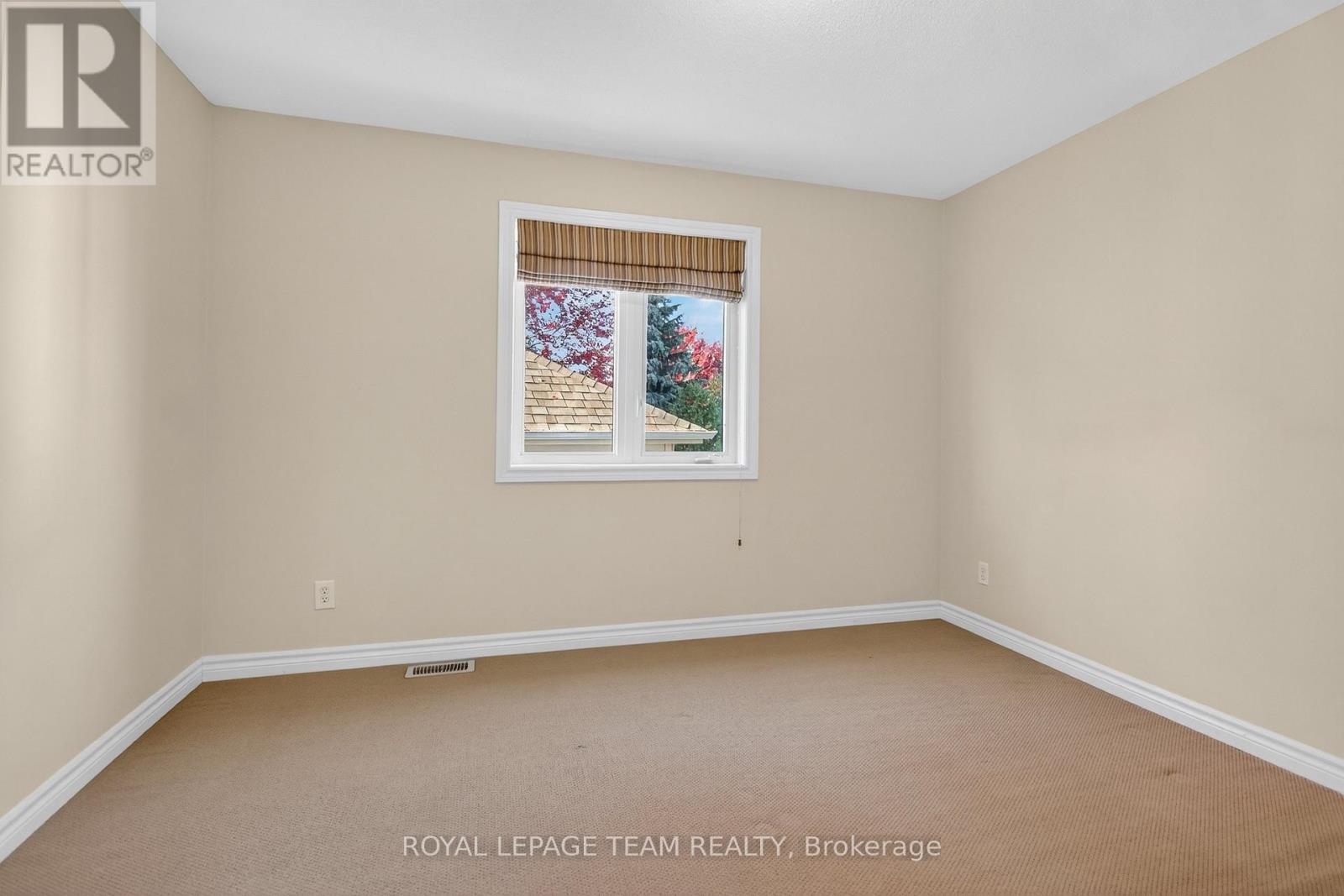 236 Kohilo Crescent, Ottawa, Ontario  K2S 0E6 - Photo 36 - X12480745