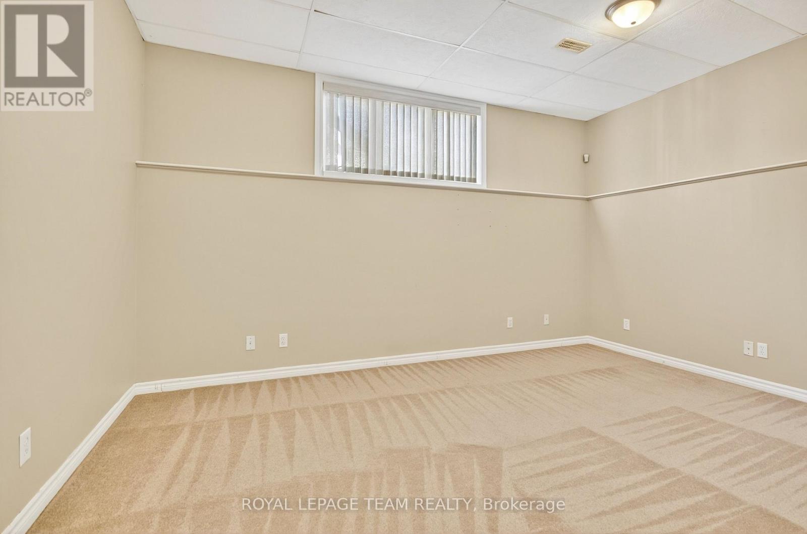 236 Kohilo Crescent, Ottawa, Ontario  K2S 0E6 - Photo 43 - X12480745