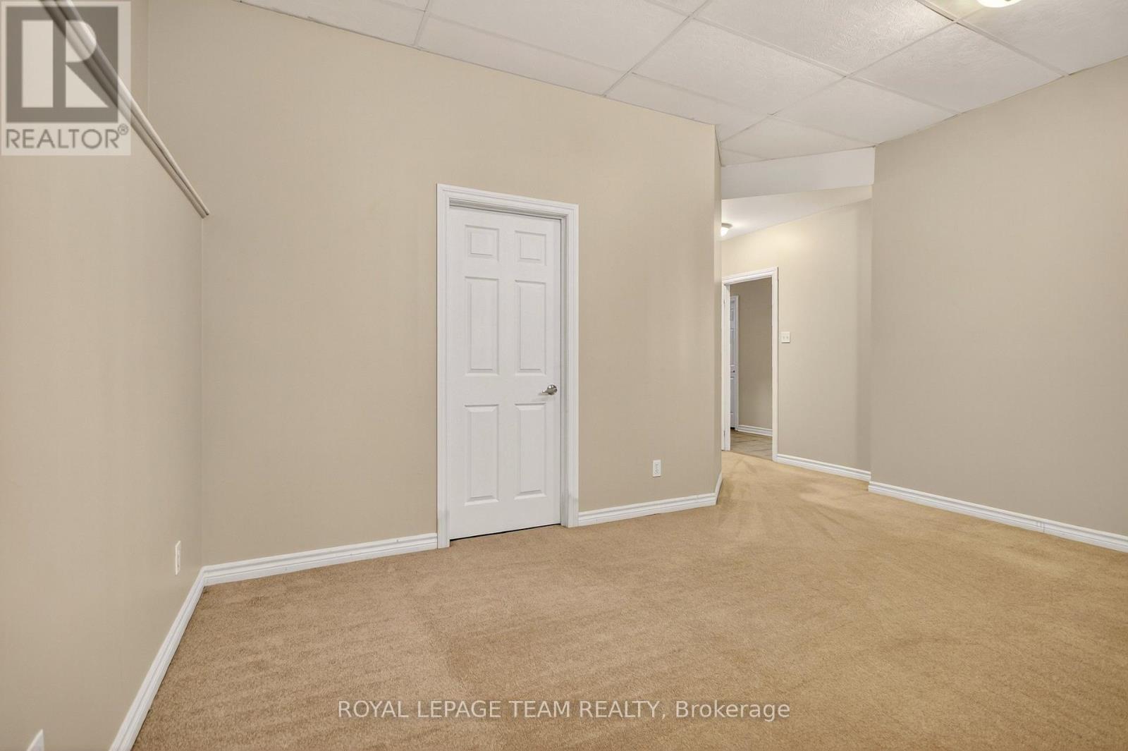 236 Kohilo Crescent, Ottawa, Ontario  K2S 0E6 - Photo 44 - X12480745