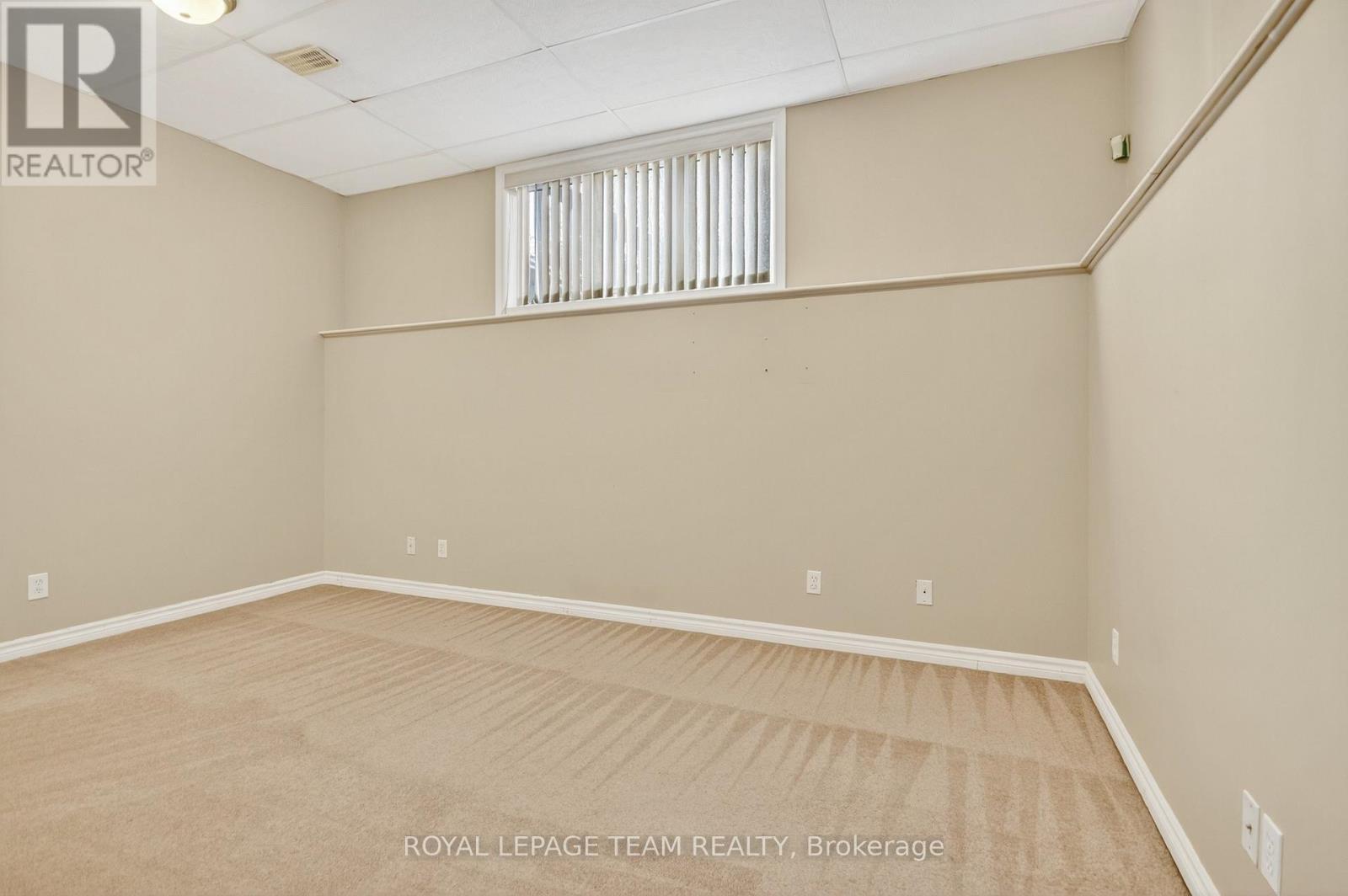 236 Kohilo Crescent, Ottawa, Ontario  K2S 0E6 - Photo 45 - X12480745