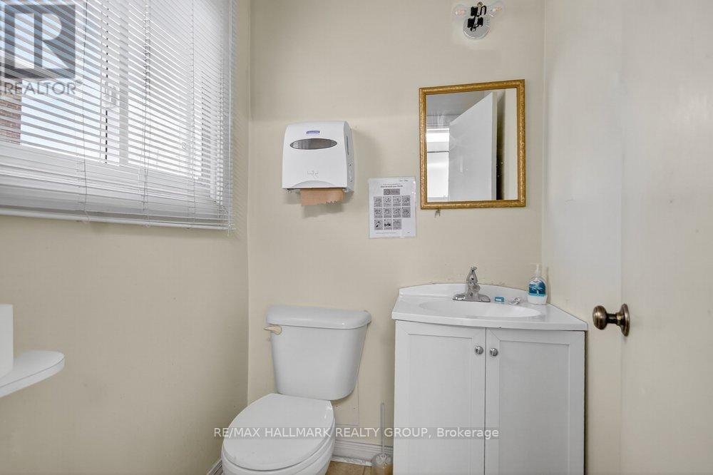 2 - 1893 Baseline Road, Ottawa, Ontario  K2C 0C7 - Photo 28 - X12480748