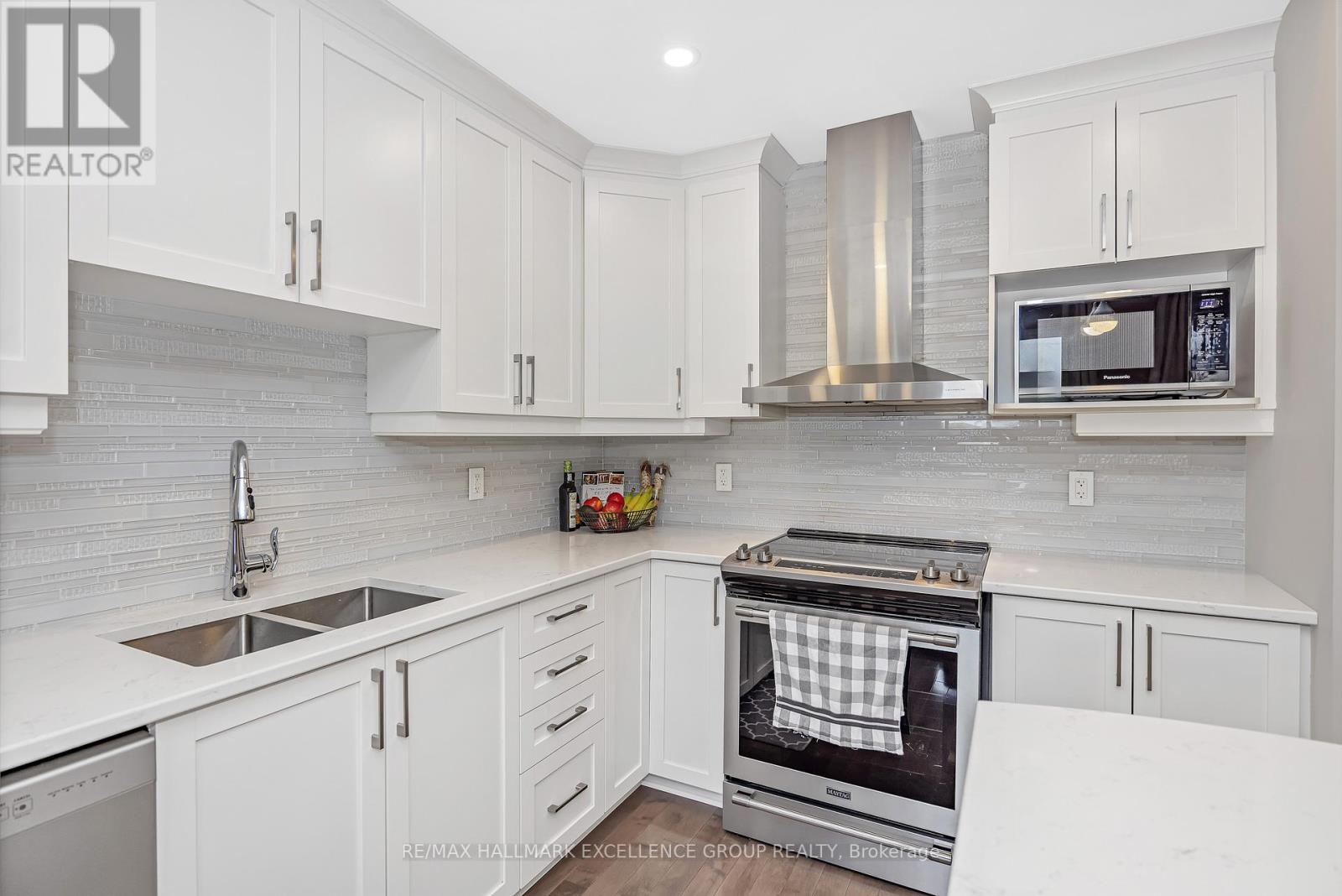 254 Dion Avenue, Clarence-Rockland, Ontario  K4K 0M2 - Photo 10 - X12480756